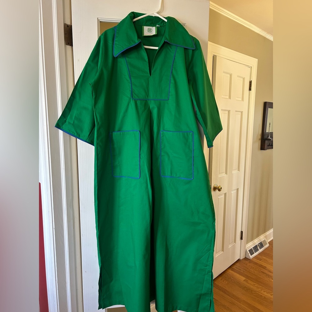 House of MBR Cassidy Long green/blue maxi dress sz. XL/3 never been worn
